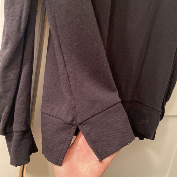 Jessica Simpson Maternity Sweatshirt‎ Crew Neck Black Size Small - Picture 7 of 8